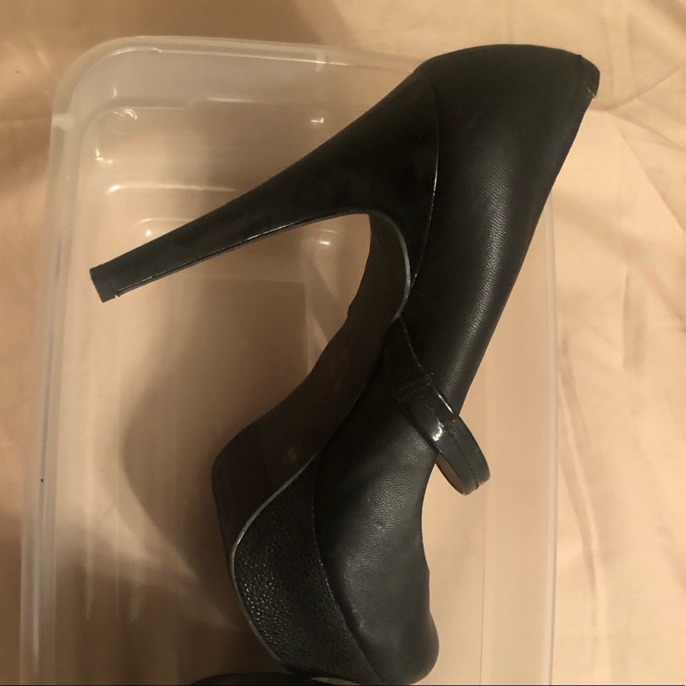 BCBG black platform heels